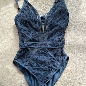 Lace-like One-Piece Swimsuit